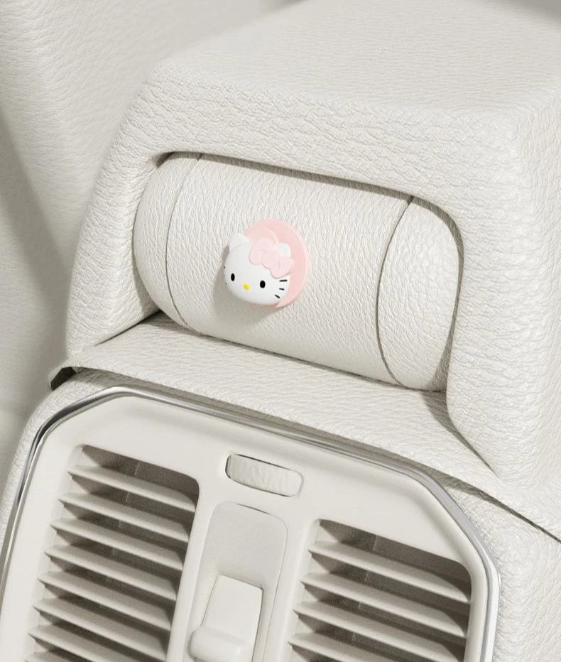 Sanrio Car Hooks Hello Kitty Cartoon Bicycle Holder Cute Car Interior Accessories Multifunction Masks Keys Organizer Hangers